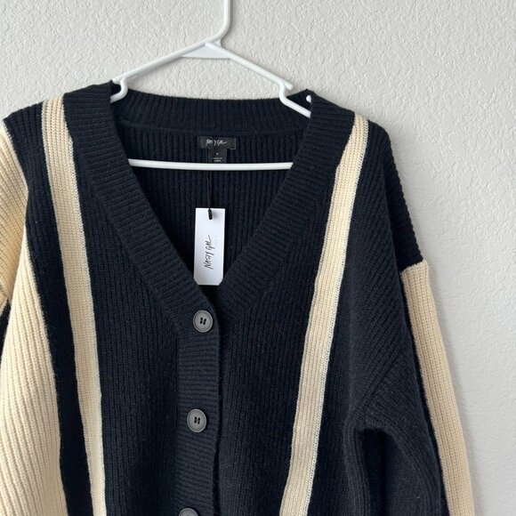 varsity heavy knit cardigan🖤👟 - Picture 4 of 8